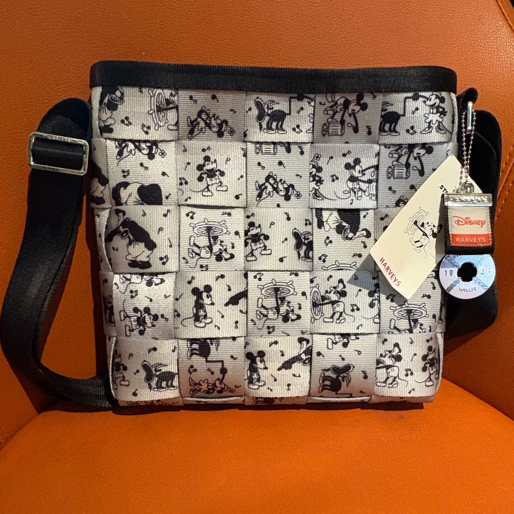 Harveys × Disney Steamboat Willie Seatbeltbag Crossbody Rare NWT ♻️ Eco Friendly